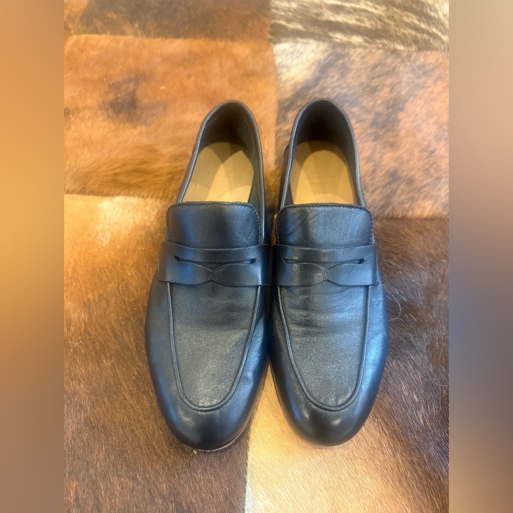 Ann Mashburn Mia Black Leather Loafers - Picture 2 of 8